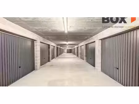 entrepôt à louer à faulx-les-tombes pour € 150