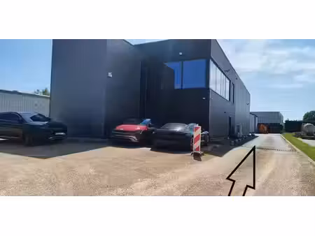 entrepôt à louer à wavre pour € 2.100