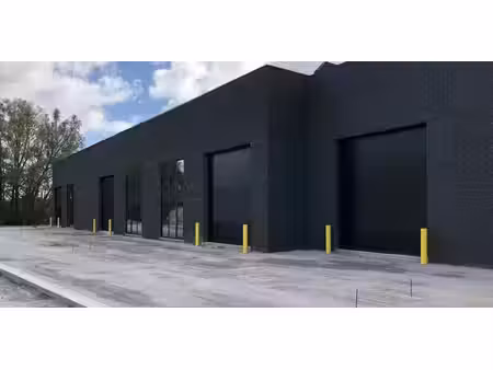entrepôt à louer à zwevegem pour € 940