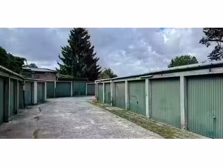 box à louer à uccle pour € 150
