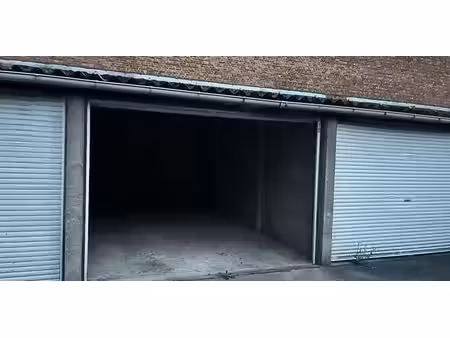 garage à louer à ieper pour € 105