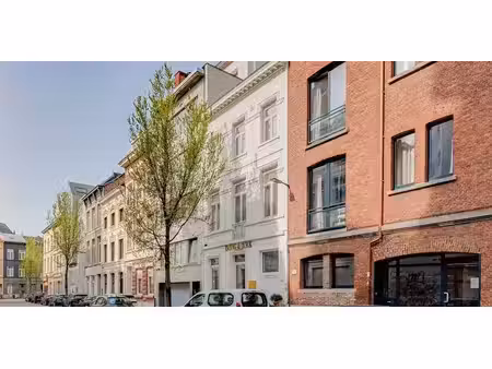 bâtiment commercial à vendre à antwerpen pour € 999.999 avec 5 chambres à coucher