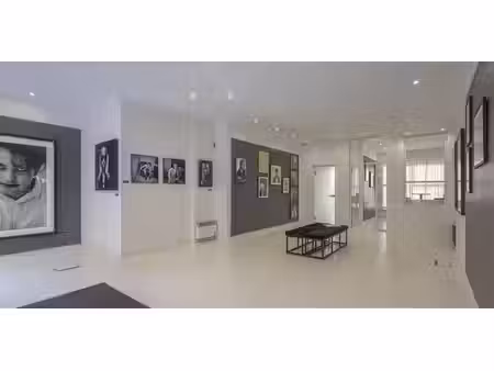 bien commercial à louer à bruxelles pour € 2.200