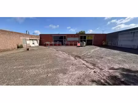 bien commercial à louer à geel pour € 3.000