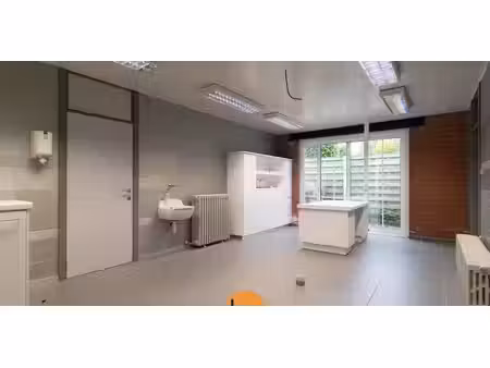 bien commercial à louer à ledegem pour € 495