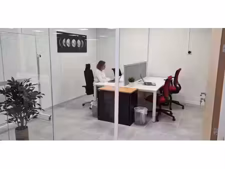 bureau à louer à mol pour € 200