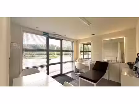 bien commercial à louer à waardamme pour € 400