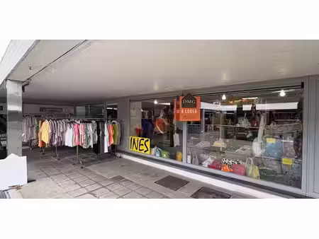 bien commercial à louer à renaix pour € 950