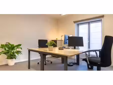bureau à louer à bierges pour € 250