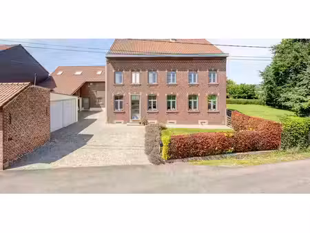 maison exceptionnelle à vendre à kester pour € 885.000 avec 4 chambres à coucher