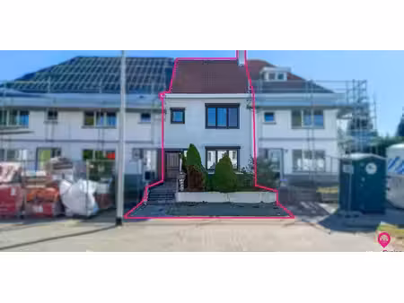 sous option - maison à louer à heusden avec 4 chambres à coucher