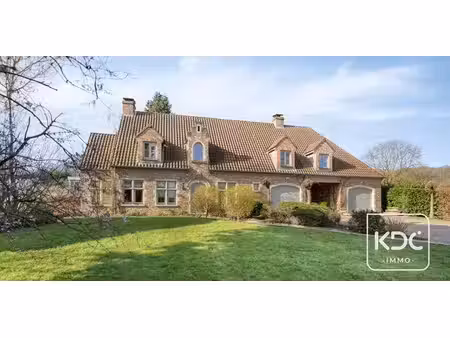 maison exceptionnelle à vendre à huldenberg pour € 895.000 avec 6 chambres à coucher