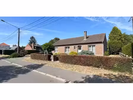 maison à louer à ramegnies-chin pour € 1.100 avec 3 chambres à coucher