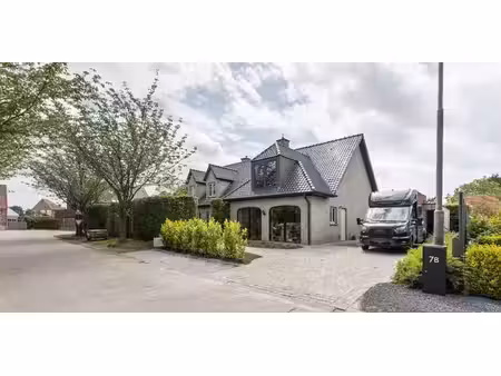 villa à vendre à de pinte pour € 895.000 avec 5 chambres à coucher