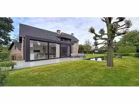 villa à vendre à kruibeke pour € 920.000 avec 5 chambres à coucher
