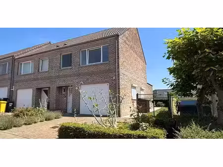 maison à louer à sint-stevens-woluwe pour € 2.350 avec 4 chambres à coucher