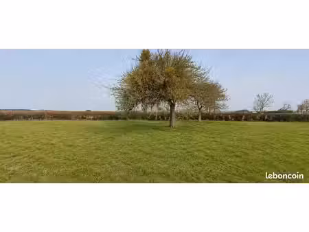 terrain 1 100 m² le tronquay
