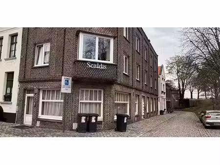appartement à vendre à lillo pour € 1.200.000 avec 11 chambres à coucher