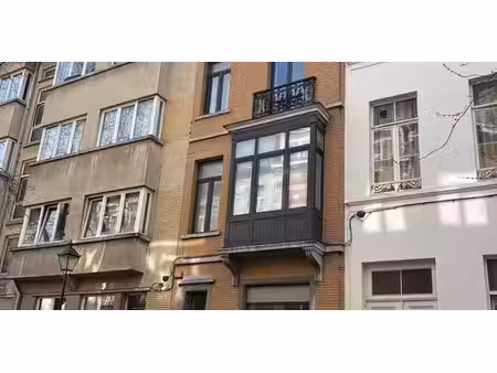 sous option - immeuble d'appartements à vendre à saint-gilles avec 5 chambres à coucher