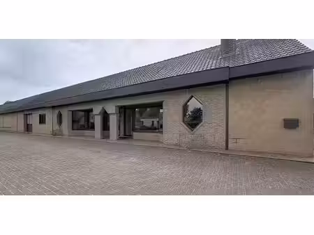 bâtiment d’entreprise à louer à lokeren pour € 4.995