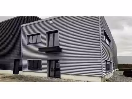 bâtiment d’entreprise à louer à olen pour € 2.589