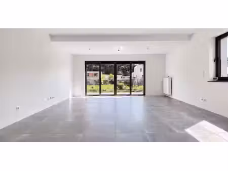 appartement à louer à jupille-sur-meuse pour € 1.200 avec 2 chambres à coucher