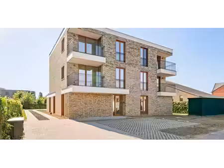 appartement à louer à eke pour € 1.100 avec 2 chambres à coucher