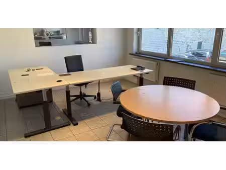 bureau à louer à evergem pour € 1.000