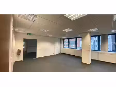 bureau à louer à hasselt pour € 950