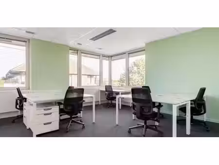 bureau à louer à waterloo pour € 4.406