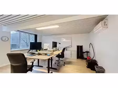 bureau à louer à wevelgem pour € 1.190