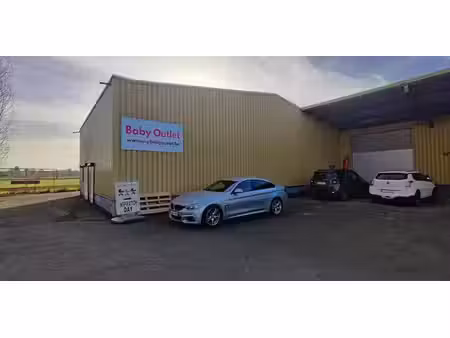 entrepôt à louer à aartselaar pour € 4.500