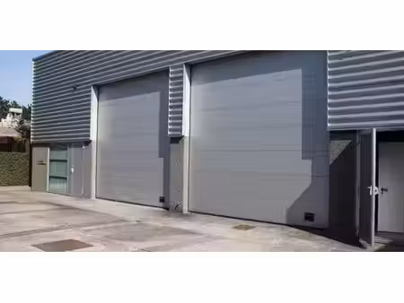 entrepôt à louer à lokeren pour € 2.750