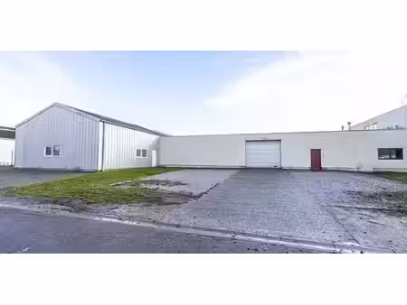 entrepôt à louer à wavre pour € 3.250