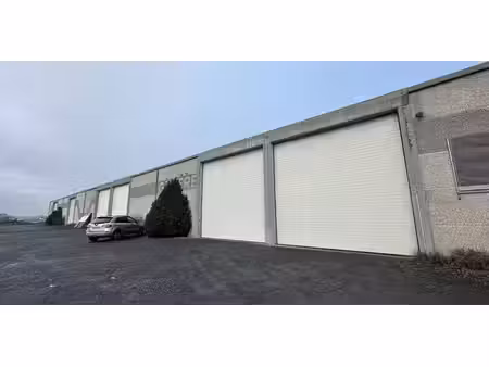 entrepôt à louer à zonnebeke pour € 1.080