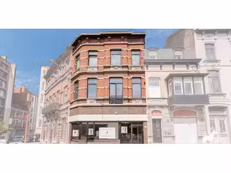 bien commercial à louer à charleroi pour € 1.075