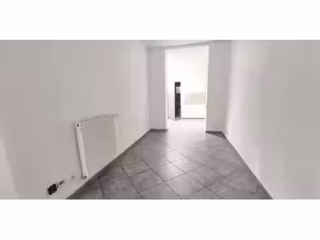 bien commercial à louer à charleroi pour € 1.100