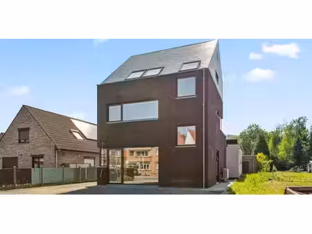 bâtiment commercial à vendre à kessel-lo pour € 1.080.000