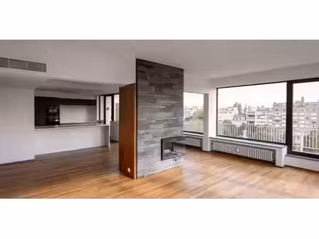maison à louer à bruxelles pour € 3.850 avec 3 chambres à coucher