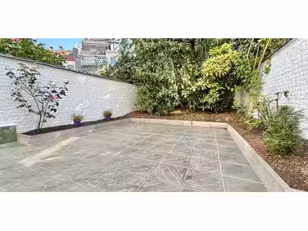 sous option - maison à louer à schaerbeek avec 4 chambres à coucher