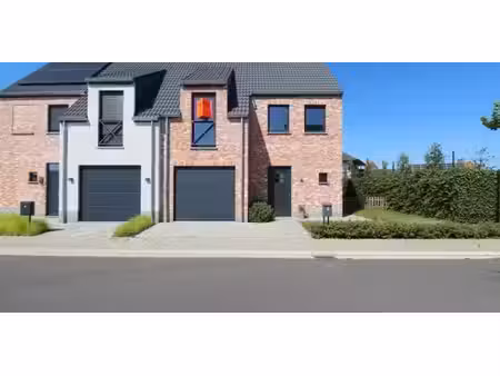 maison à louer à handzame pour € 1.100 avec 3 chambres à coucher
