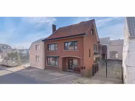 maison à louer à val-meer pour € 1.200 avec 3 chambres à coucher