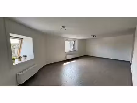 appartement à louer à aalter pour € 700