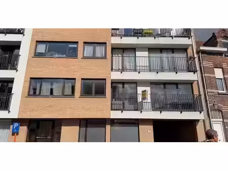appartement à louer à comines pour € 700 avec 2 chambres à coucher