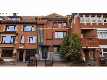 duplex à louer à renaix pour € 600 avec 2 chambres à coucher
