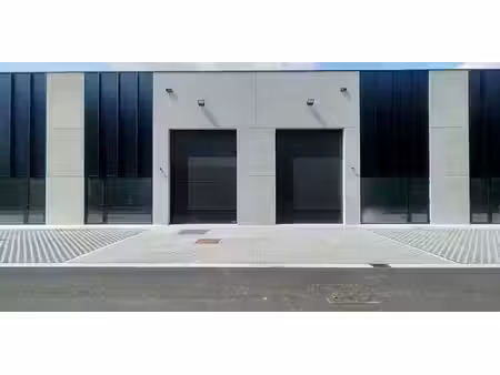 bâtiment d’entreprise à louer à marcq pour € 1.156