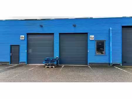 bâtiment d’entreprise à louer à herentals pour € 1.175