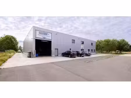 bâtiment d’entreprise à louer à hulshout pour € 4.950