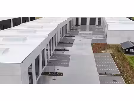 bâtiment d’entreprise à vendre à ieper pour € 457.500