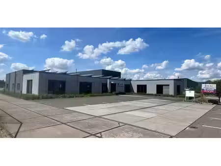 bâtiment d’entreprise à vendre à vorst pour € 1.485.000